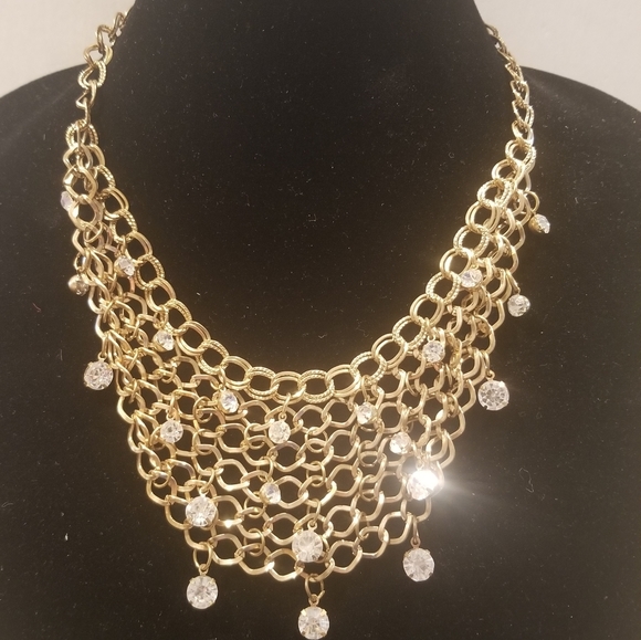 STATEMENT Gold Tone Necklace With Rhinestones - Picture 2 of 8
